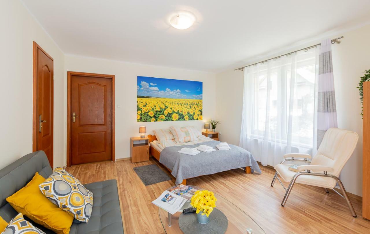 Apartament I Pokoje Goscinne U Lusi Weichsel Exterior foto